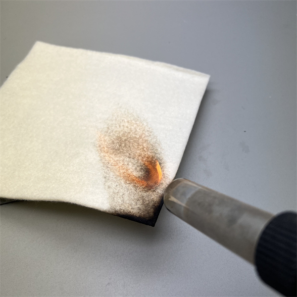 Устойчивый к высоким температурам 100% метаарамидный войлок UL94 V-0, огнестойкая тканая ткань, дышащая, не мнещаяся и экологически чистая.