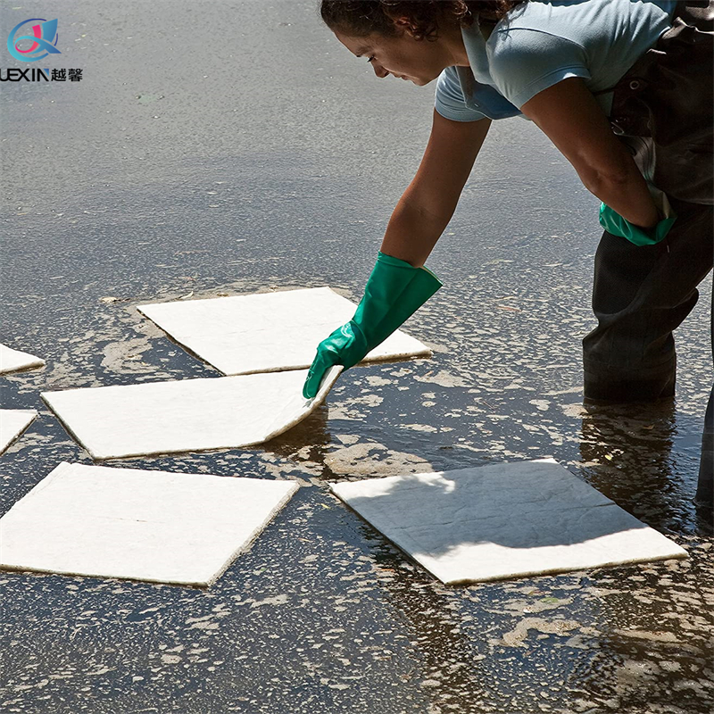 Впитывающая подушечка 18