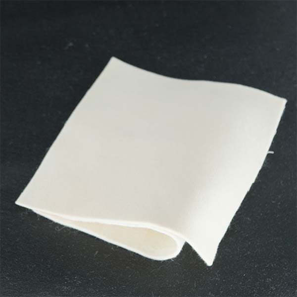 Устойчивый к высоким температурам 100% метаарамидный войлок UL94 V-0, огнестойкая тканая ткань, дышащая, не мнещаяся и экологически чистая.